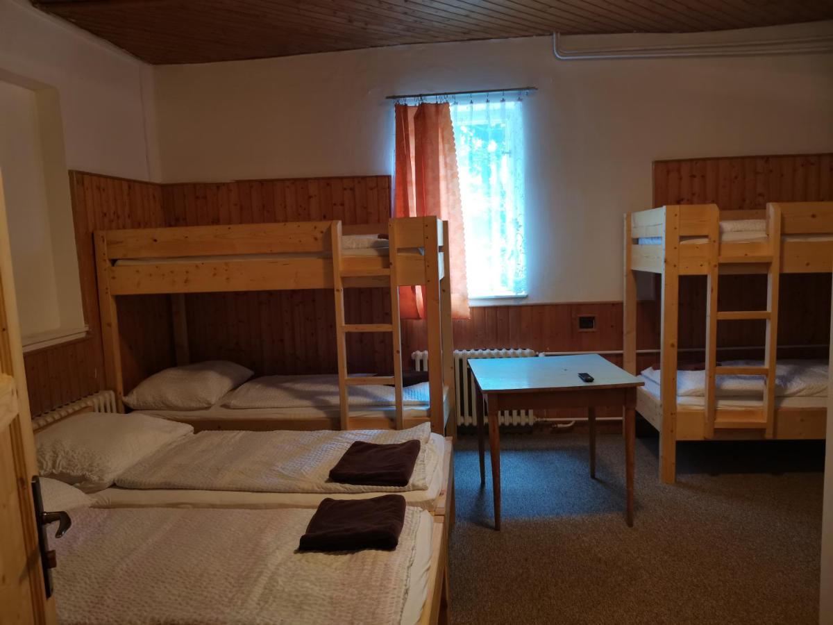 Penzion U Hrocha Lučany nad Nisou Exterior foto